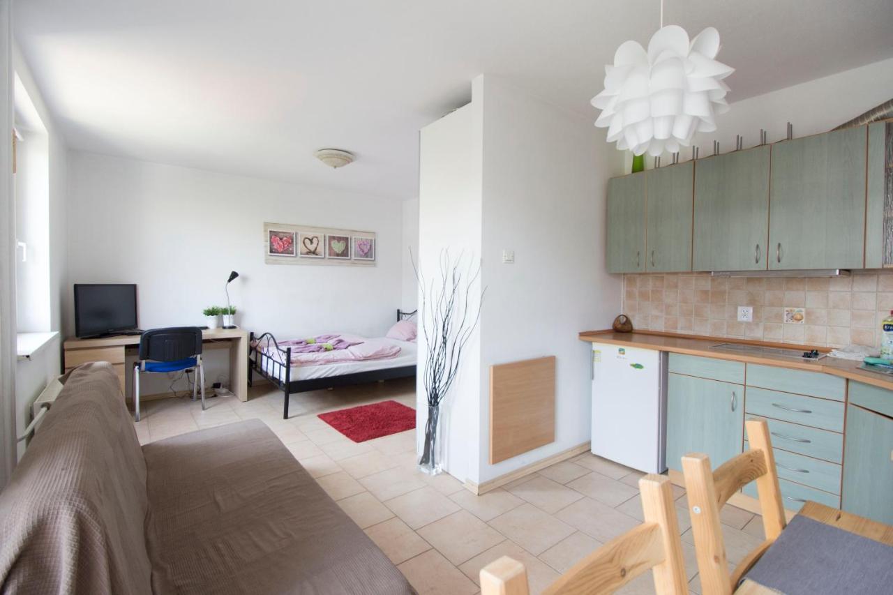 Lucky Apartaments Old Town -Economy ヴロツワフ エクステリア 写真