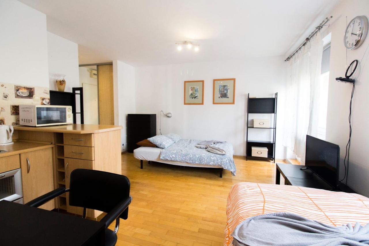 Lucky Apartaments Old Town -Economy ヴロツワフ エクステリア 写真